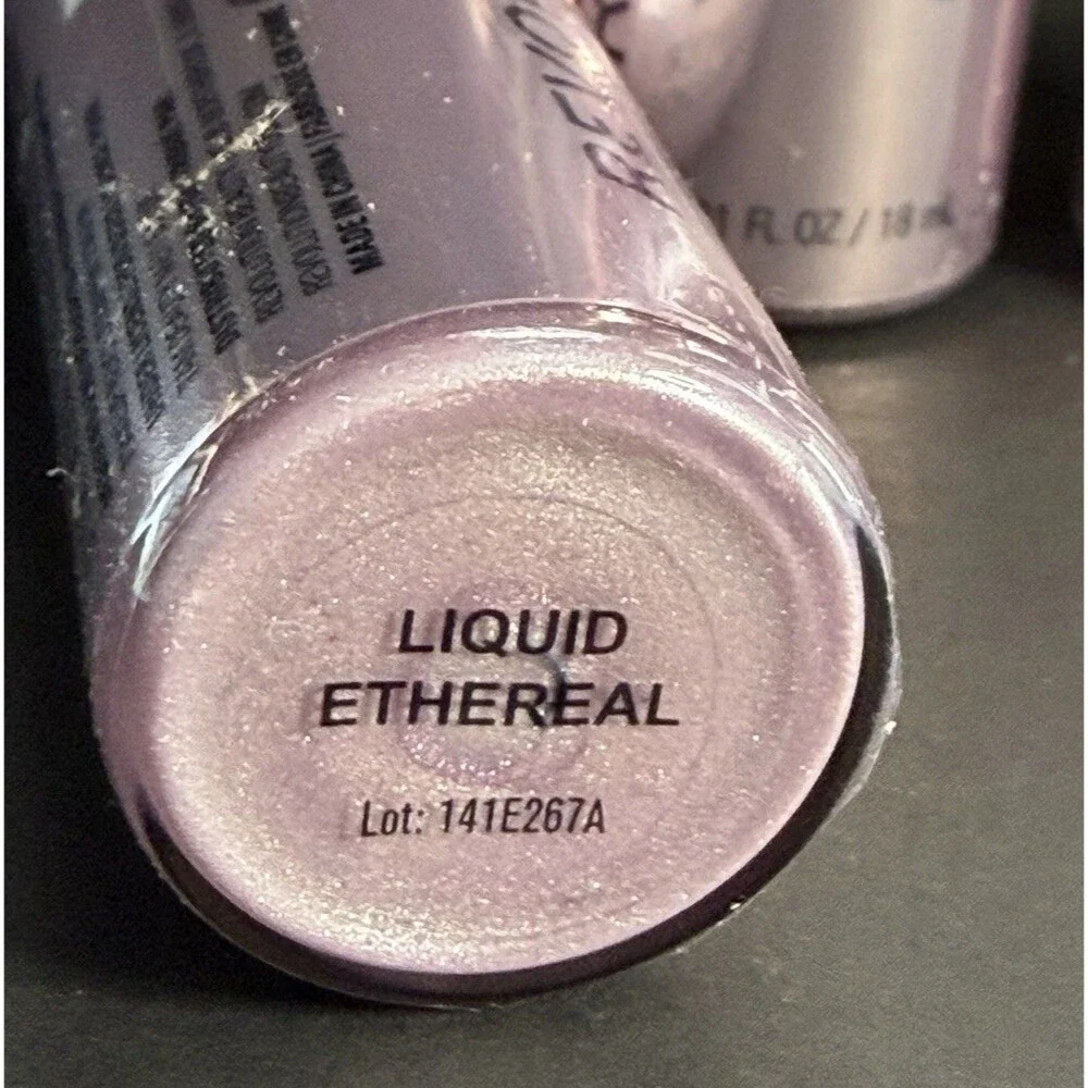 Revolution Liquid Highlighter Euphoric Gold 0.61 fl oz  Radiant Glow Drops